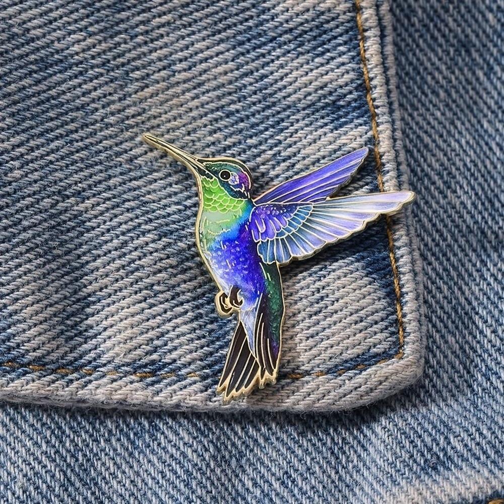 Light Luxury Bird Badge Pin Vintage Bird Metal Pin Cute Hummingbird Enamel Brooch  Gifts