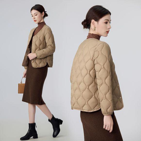 2026 Women's V-neck Geometric Down Cotton Jacket, Short Slimming Style for Autumn and Winter.