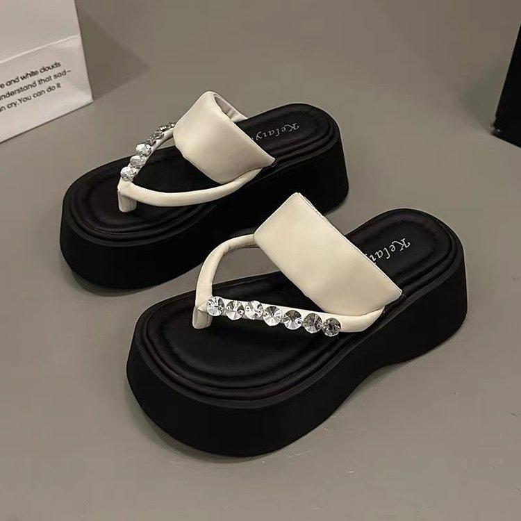 Go Out Heightening Sandals 7cm Small Man Advanced Rhinestone Herringbone Summer Wear 2025 New Muffin Bottom Slippers
