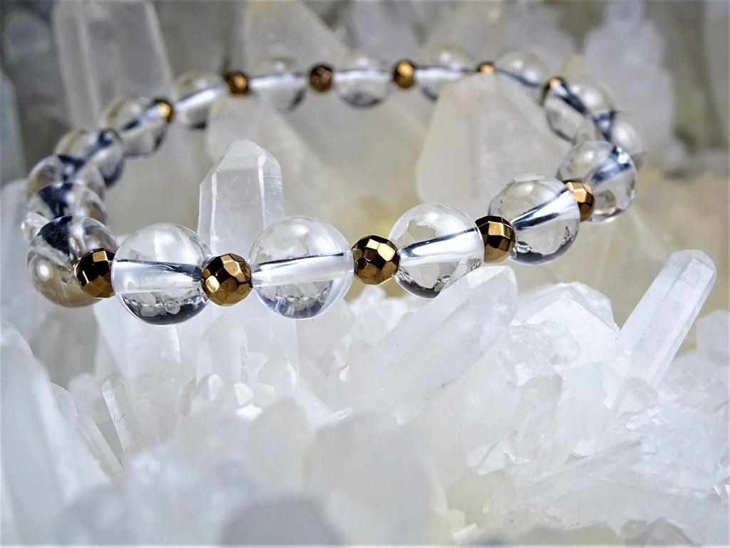 for warding off evil warding off evil and bringing good Quartz Bracelet 8mm with Hematite 4mm for Men and Natural Stone Size Kanoishi [Amulet