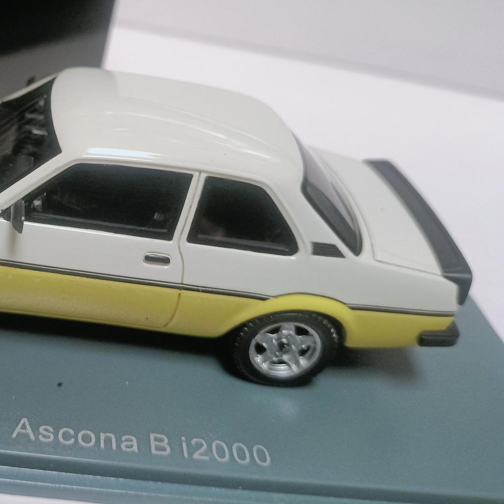 Resin 1:43 Scale Opel Ascona B I2000 Simulation Resin Car Model Gift Toy Ornaments Birthday Gift Home Decoration