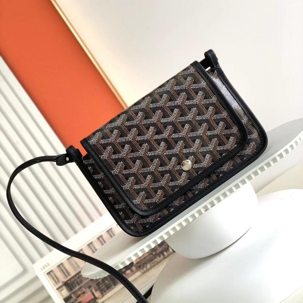 3-Layer Mini Crossbody Bag for Women, Lightweight PU Envelope Purse with Classic Print, Adjustable Shoulder Strap, Internal Document Pocket