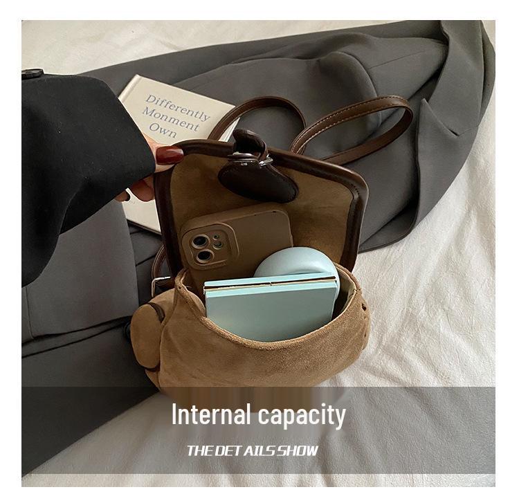 Trendy Kids' Candy Backpack 2025: Versatile Casual Travel Bag for Girls, Autumn/Winter Collection.