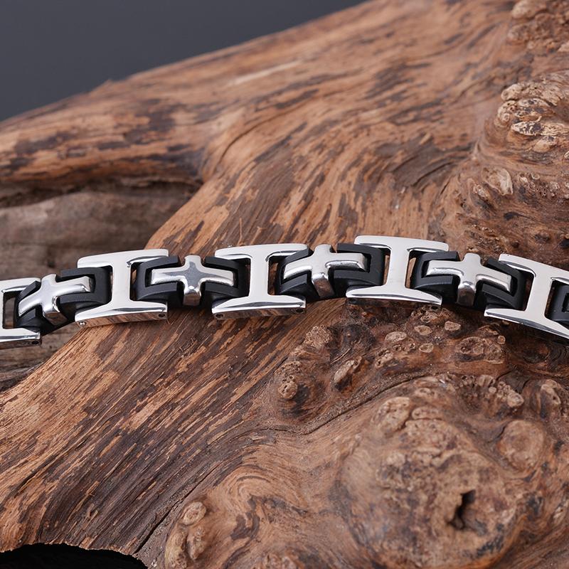 Klassisches Kreuz Herrenarmbänder 316L Edelstahl & Silikonarmband für Männer Männerschmuck Freundschaftsarmbänder für Männer an der Hand Mannenarmband