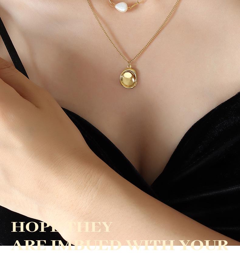 European Double-Layer Freshwater Pearl Pendant Necklace for Women, Gold-Plated Clavicle Design, P831