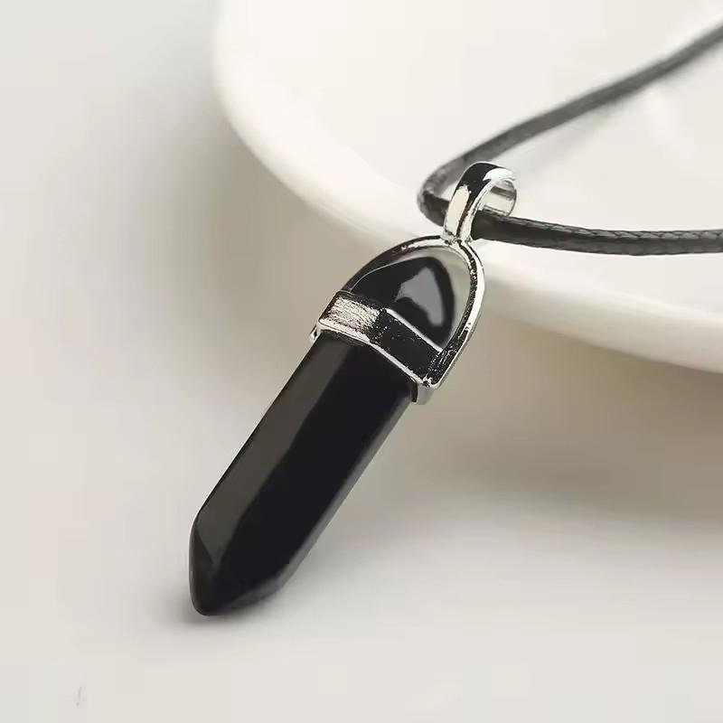 Collana di Cristallo Ciondolo a Forma di Proiettile Quarzo Curativo Gioielli Spirituali per Uomini Donne Uso Quotidiano e Casual