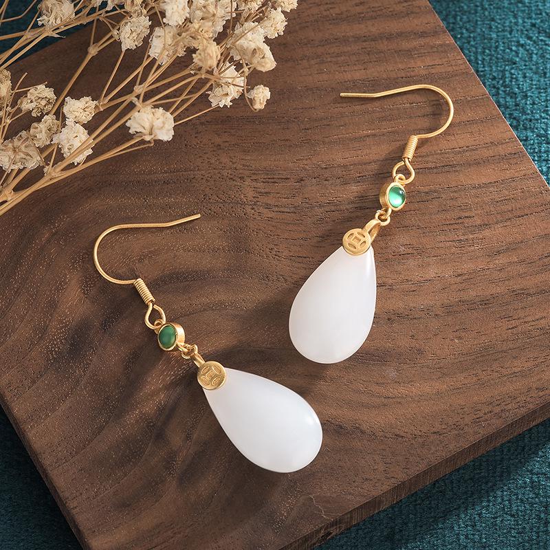 Chinese-Style Hanfu Cheongsam Chalcedony Tassel Earrings - Imitation Jade Retro Dangle for Women