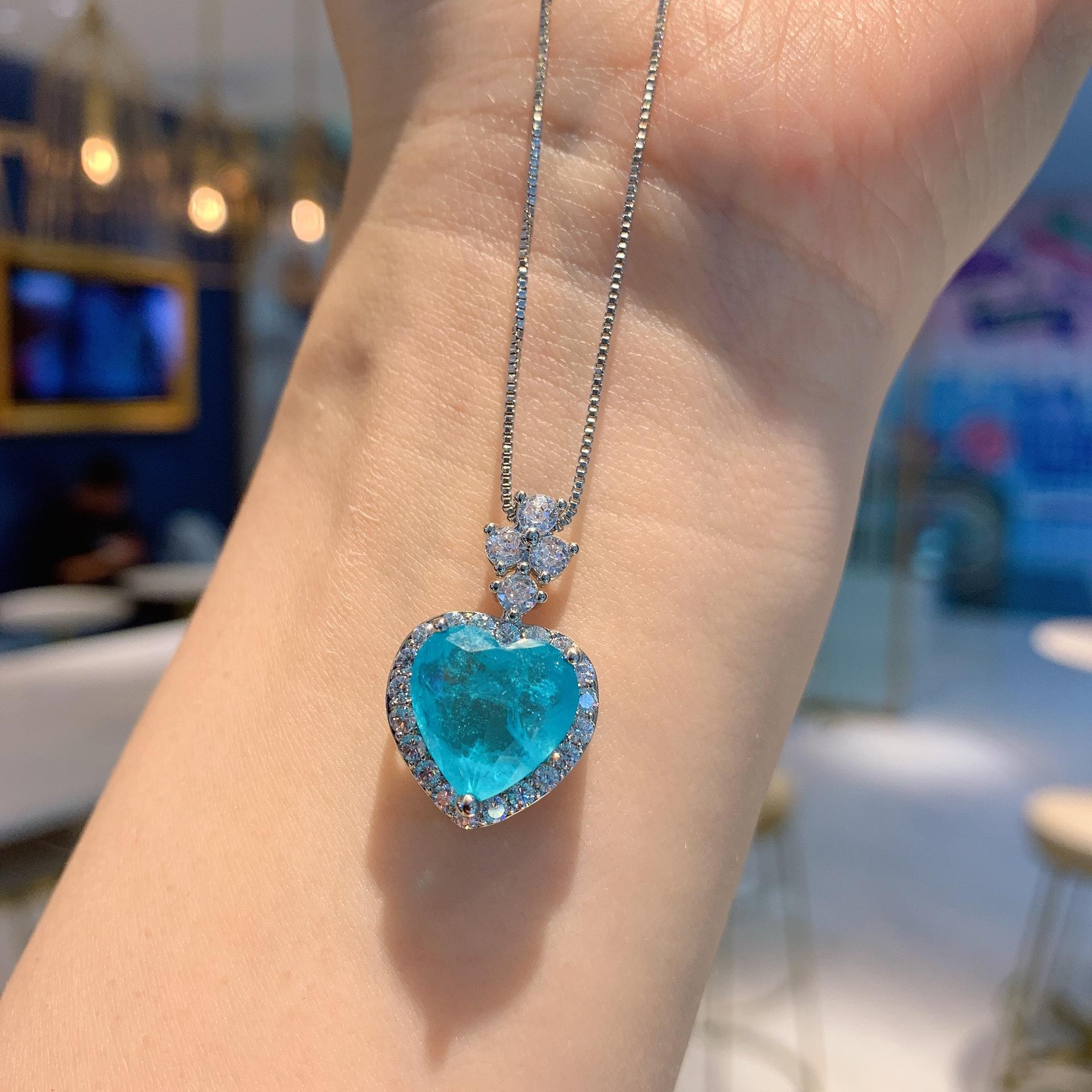 Color treasure simulation blue Paraiba heart jewelry set stud earrings main stone 8 * 12 pendant necklace 10 * 14