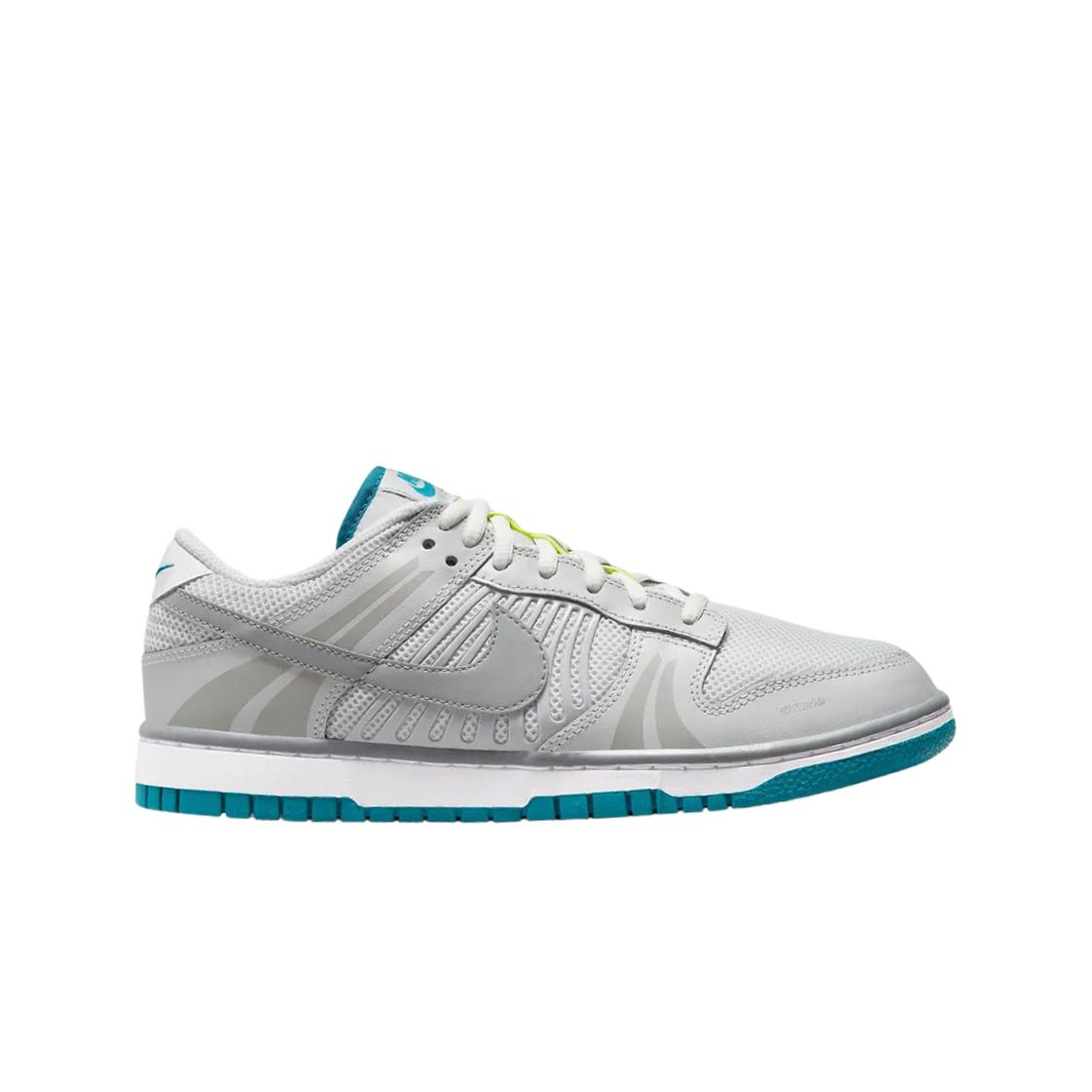 

(в) Nike Dunk Low Серый туман и порывистый 225