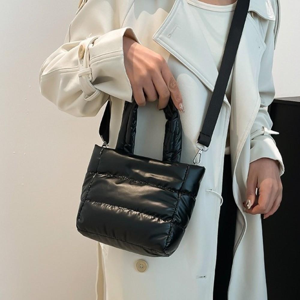Lightweight Puffy Handbag Adjustable Strap Large Capacity Quilted Shoulder Bag Padded Waterproof Puffer Crossbody Bag Casual