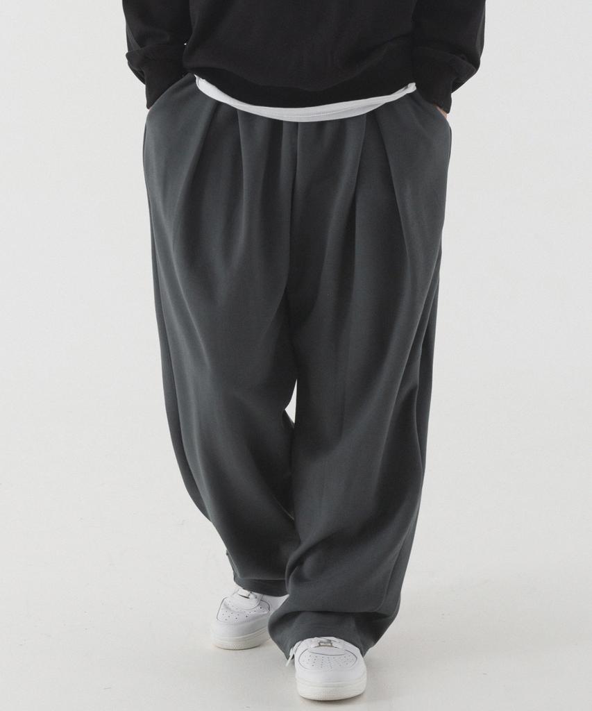 PIANER Pleated Deep Wide Sweatpants (Charcoal)