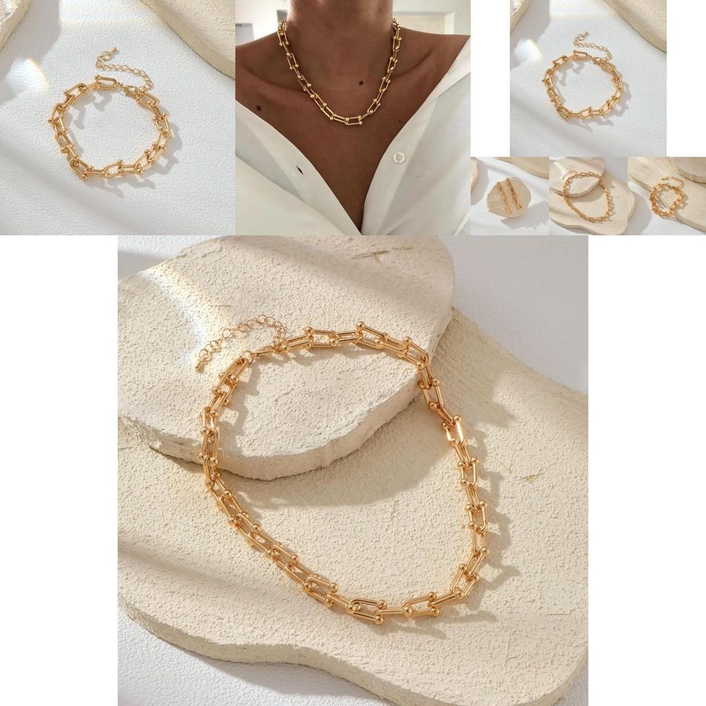 Contemporary Minimalist Horseshoe Buckle Chain Jewelry Set Bracelet Necklace Earrings