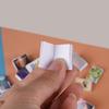 1 Set Miniatur-Aufbewahrungsschränke Möbelmodell Dekor Spielzeug Puppenhaus Weißer Schrank Vitrine Mit 20 Büchern DIY-Zubehör