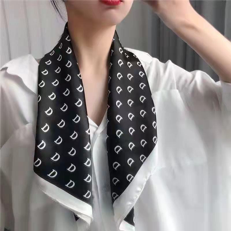 New Fashion Zebra Printed Square Scarf Soft Satin Thin Smooth Neck Scarf 70*70Cm Vintage Style Sunscreen Headscarf For Women