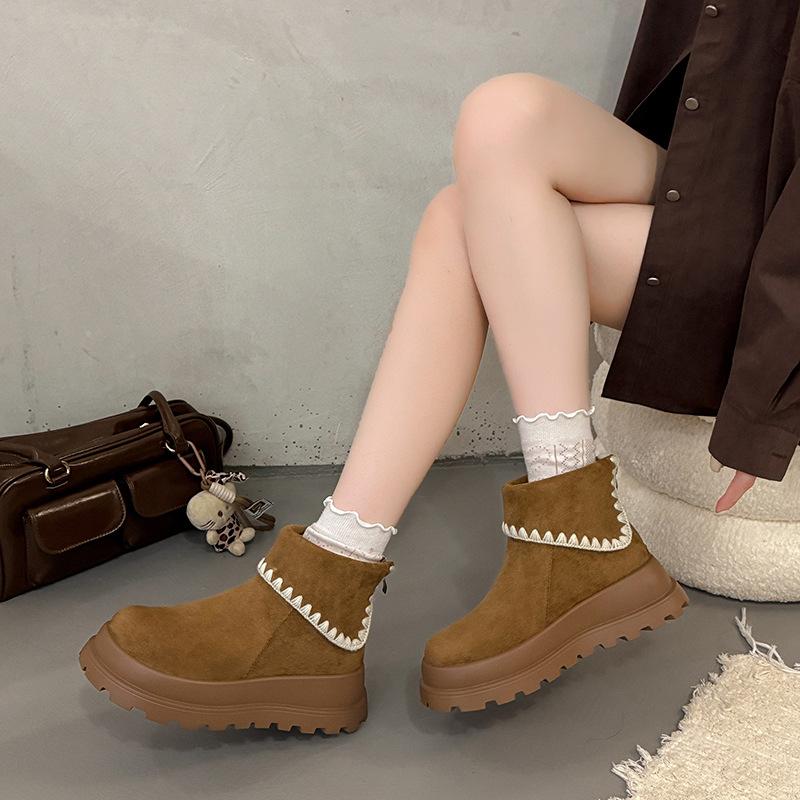 Large size women's shoes 41-43 wide fat feet French platform Martin boots women's autumn and winter retro fashion heightening casual short boots