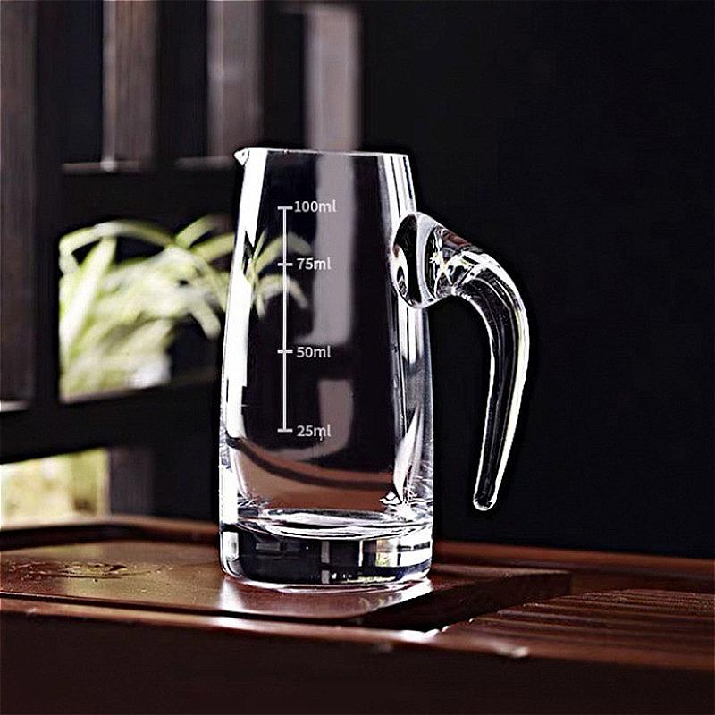 100ml Weinseparator Luxus Weinseparator Klassischer Weindispenser Personalisierte Dekantierkaraffe im europäischen Stil Whiskey-Karaffe Bar-Trinkgeschirr