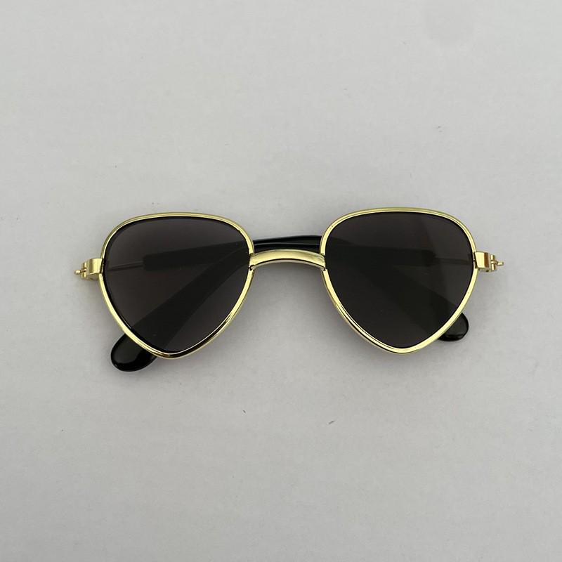 Pet Fashion Round Sunglasses for Cats & Dogs - 9cm Cotton Doll Accessories
