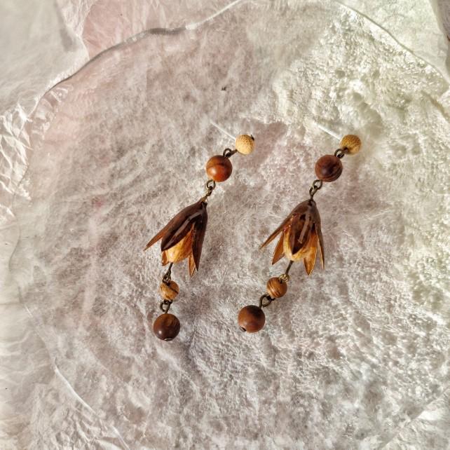 Zapfen Eichel Handgefertigt Echte Pflanze Ohrstecker, Umwandelbar in Ohrclips