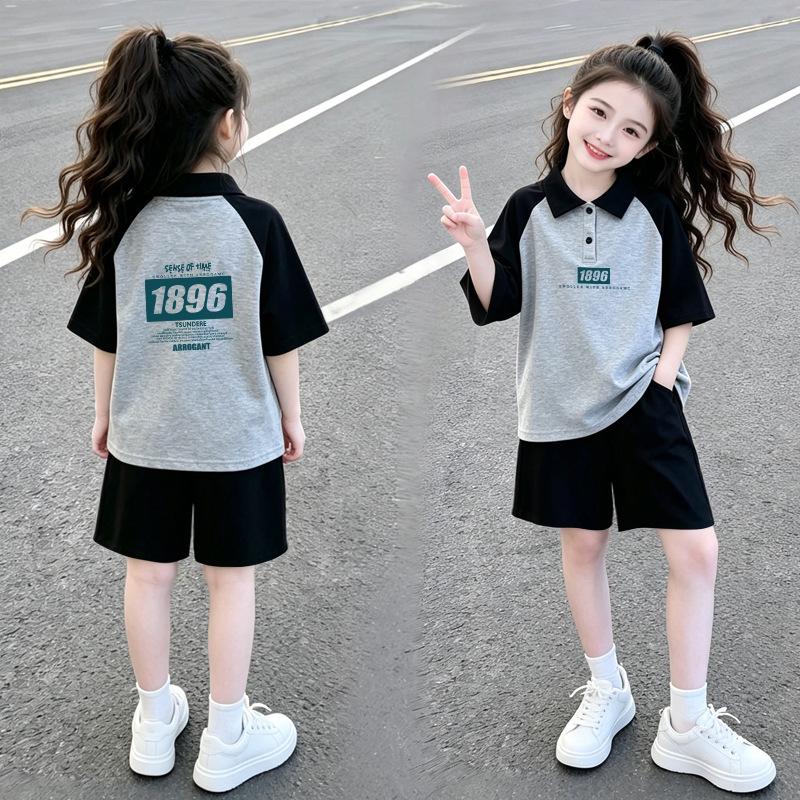 Korean-Style Girls' Color Block Lapel Polo Shirt & Shorts Summer Set
