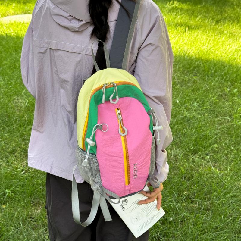 Schoolbag new outdoor color contrast sports mountaineering bag high value travel backpack large capacity fashion simple color contrast backpack
