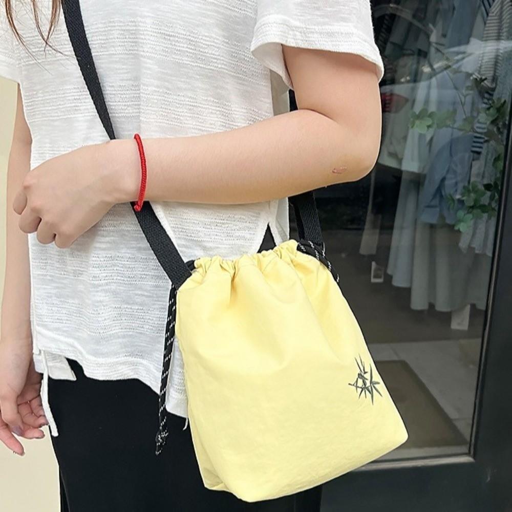 Large Capacity Nylon Bucket Bag Lightweight Crossbody Bag Simple Drawstring Shoulder Bag  Ladies