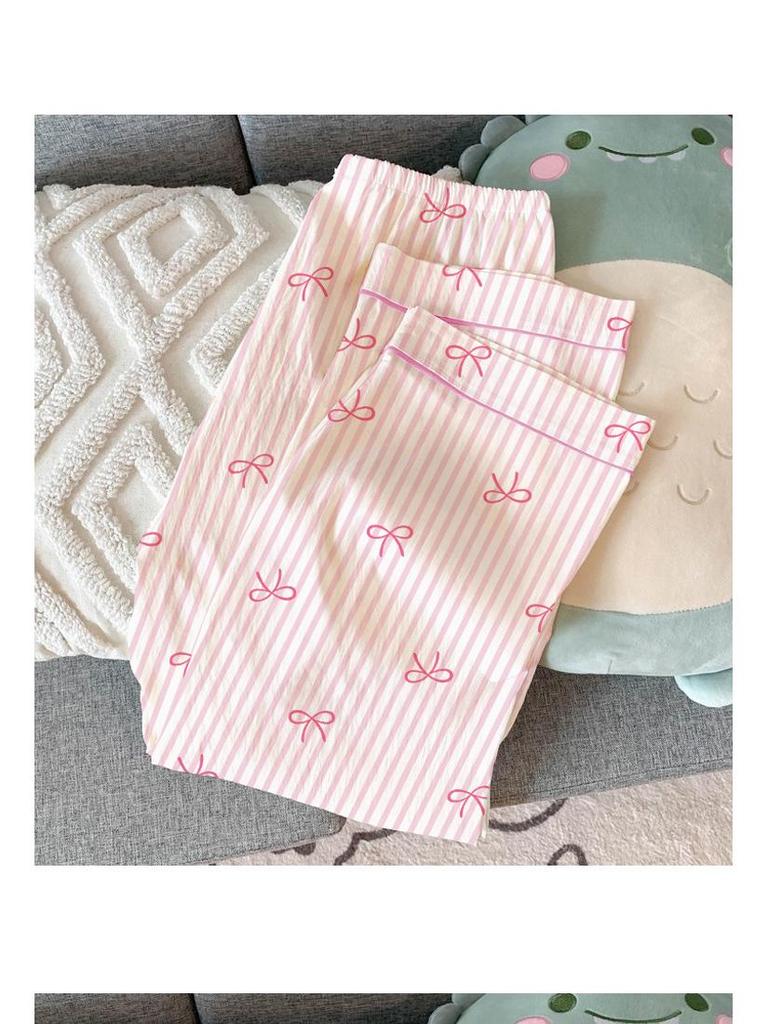 Sweet Striped Bow Print Korean Style Crinkle Pajamas Set for Women - Three-Piece, Short Sleeve Homewear.