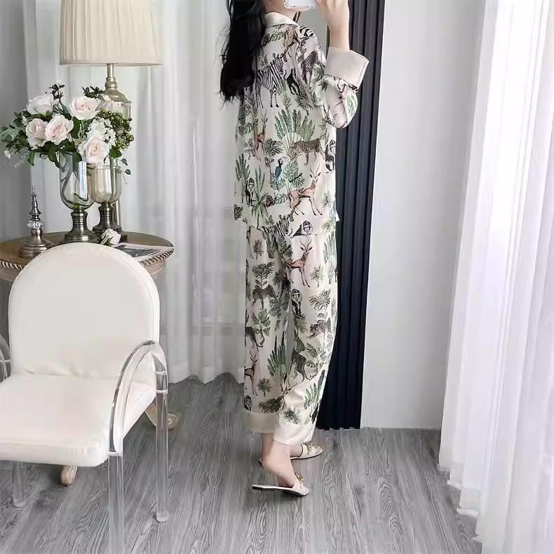 Women's Ice Silk Pajama Set: Long Sleeve, High-End Forest Style for Spring & Autumn Wear