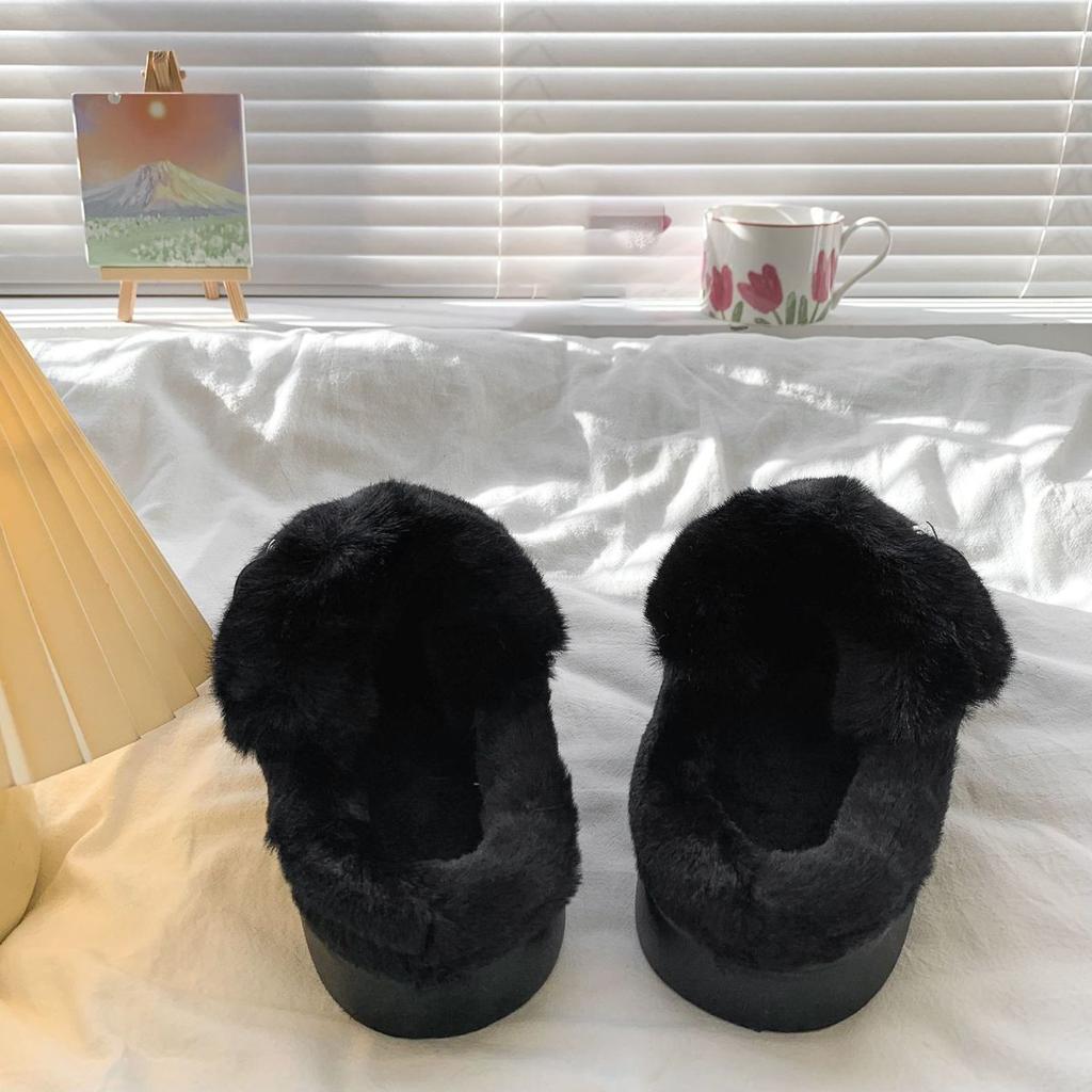 Waterproof Eva Thick Bottom Furry Clogs Women Winter Metal Buckle Fluffy Fur Outdoor Slippers Women's Warm Plush Slippers