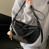 Stylish New High-quality Simple Soft Leather PU Tote Dumpling Bag Versatile Commuter Light Casual Messenger Women's Bag
