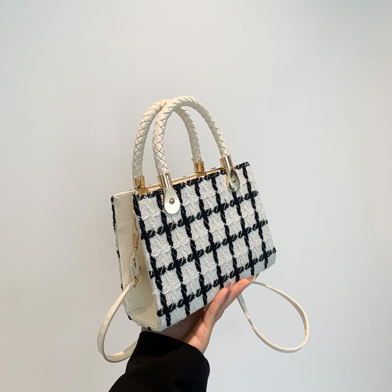 Versatile Plaid Square Shoulder Bags for Women Minimalist Ladies Adjustable Crossbody Bag Textured Female Purse Phone Handbags