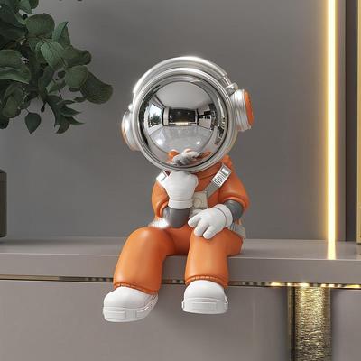 Miniatur-Astronauten-Harz-Ornamente Wohnzimmer Ästhetische Figuren Kreative Innenraum-Kunstskulpturen Schreibtisch Heimdekorationen Geschenke