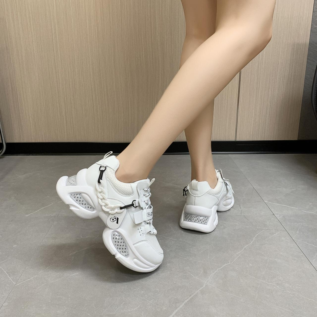 

Простые толстые белые туфли для женщин 2024 года, новые модные повседневные однотонные женские кроссовки для бега на осень 40 белый