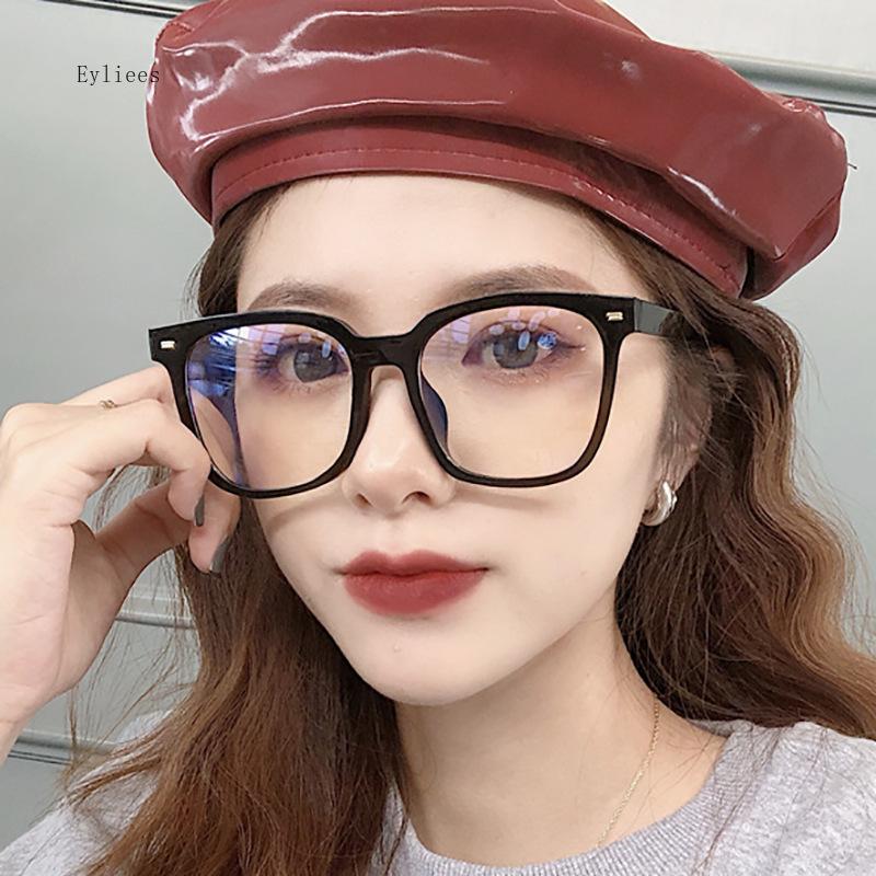 Retro Fashion Anti-blue Light Glasses Men Women Transparent Computer Glasses Frame Eyeglass Frame Flat Glasses Square Eyeglasse
