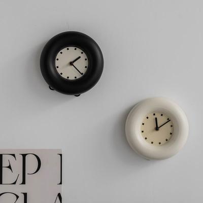 Ins Small Round Clock Student Mute Desk Clock Household Desktop Ornament Living Room Wall Hanging Clocks Watch Home Decoration