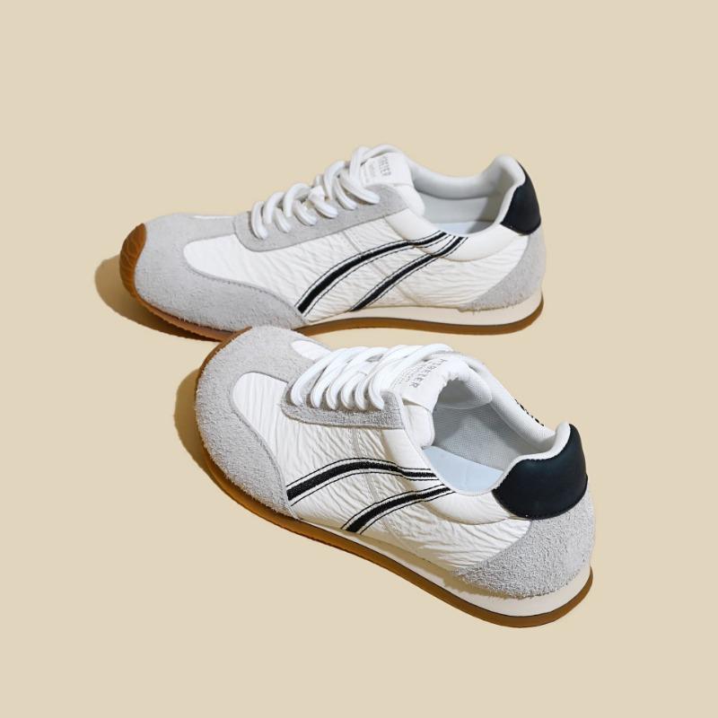 Spring trend flat bottom versatile sports leisure color matching board shoes leather soft sole