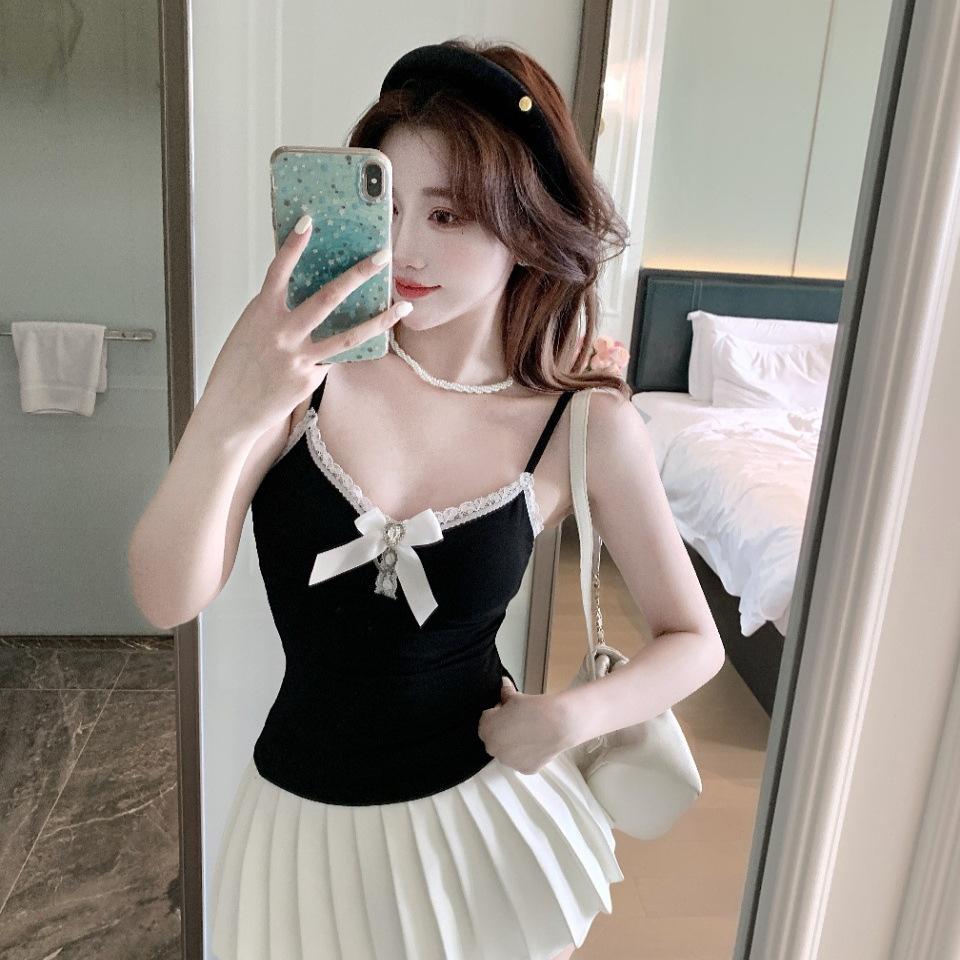 #Early Autumn New Sweet Polished Lace Polka Dot Sling Vest Female Slim and Thin Fixed Belt Chest Pad