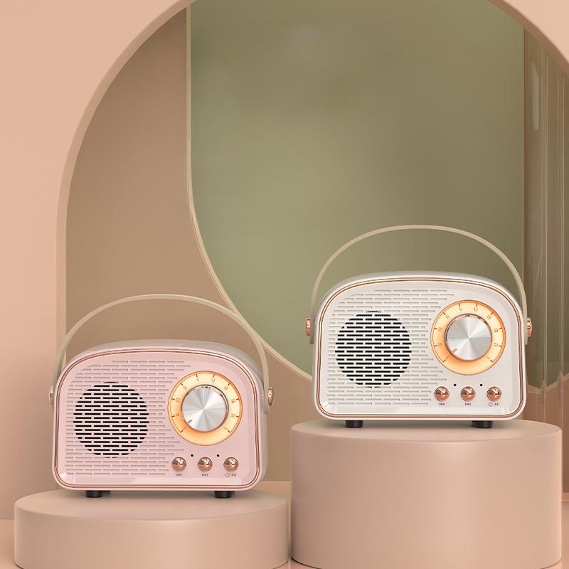 Retro Bluetooth Speaker TF Card U Disk AUX Playback Multifunctional Portable Bluetooth Speaker Mini Wireless Speaker Bluetooth