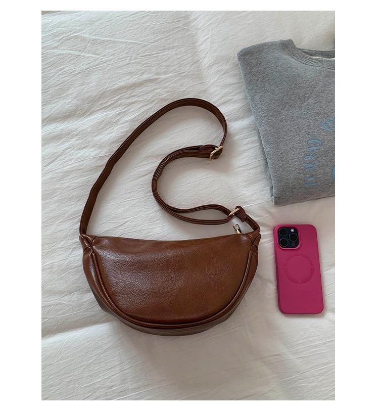 2025 New Large-capacity Premium Dumpling Bag Retro Casual Shoulder Messenger Bag Croissant Bag Women