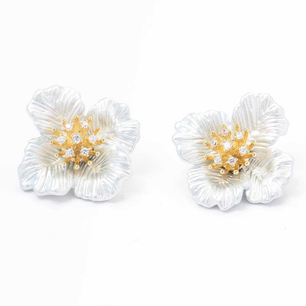 French simple drip oil four-color flower stud earrings niche high-end gentle flower earrings 925 silver needle earrings women