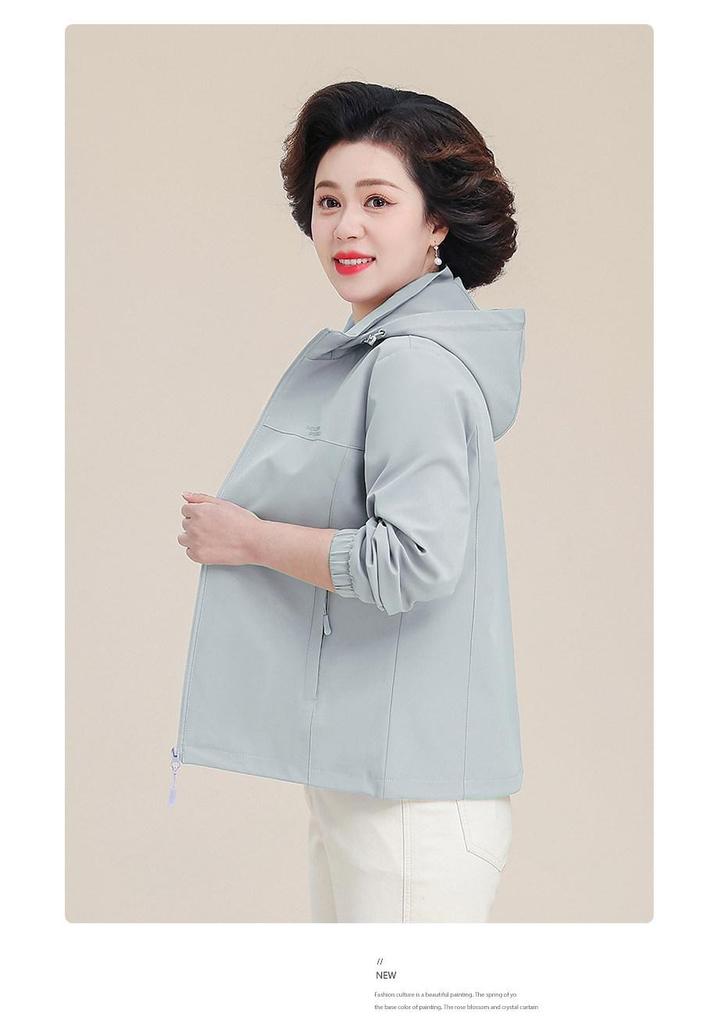 Frühlingsmode für Mama: Kapuzen-Freizeitjacke für Damen 50+ - Stilvoll für Frühling & Herbst
