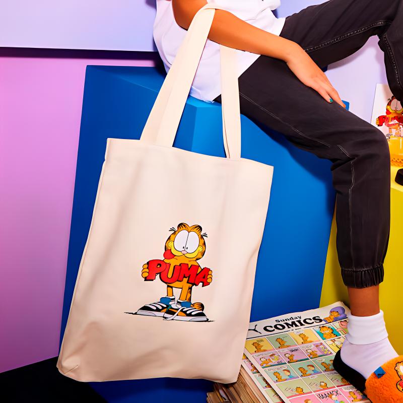 Puma X Garfield Shopper Canvas Tote Bag With Garfield Print Unisex Tote Bags White 078961-01