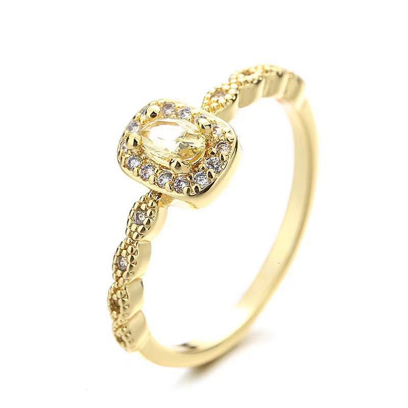 New Yellow Diamond Ring Women's Light Luxury Slightly Inlaid Gold Lace Open Ring Retro High-end Fashion