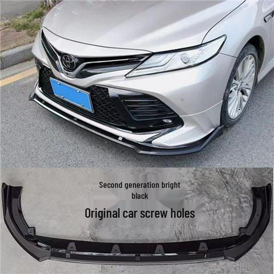 Zadný difúzor Toyota Camry 2018-2022 s navigačnými svetlami