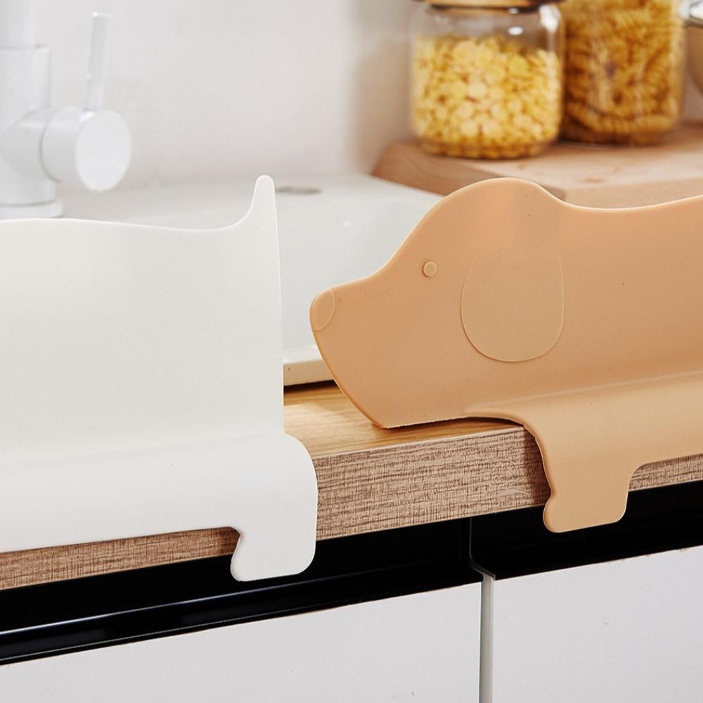 Reusable Silicone Water Baffle Suction Cup Base Water Blocking Board  Protect Clothes