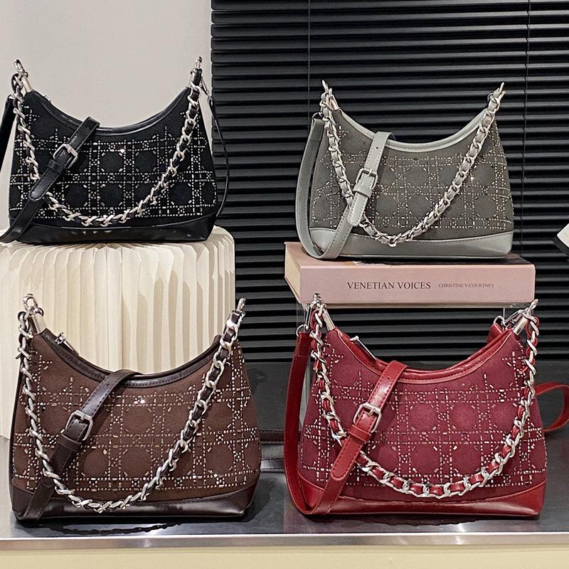 Small-scale Diamond-studded Underarm Bag, Chain Strap Handbag, Versatile Crossbody Bag