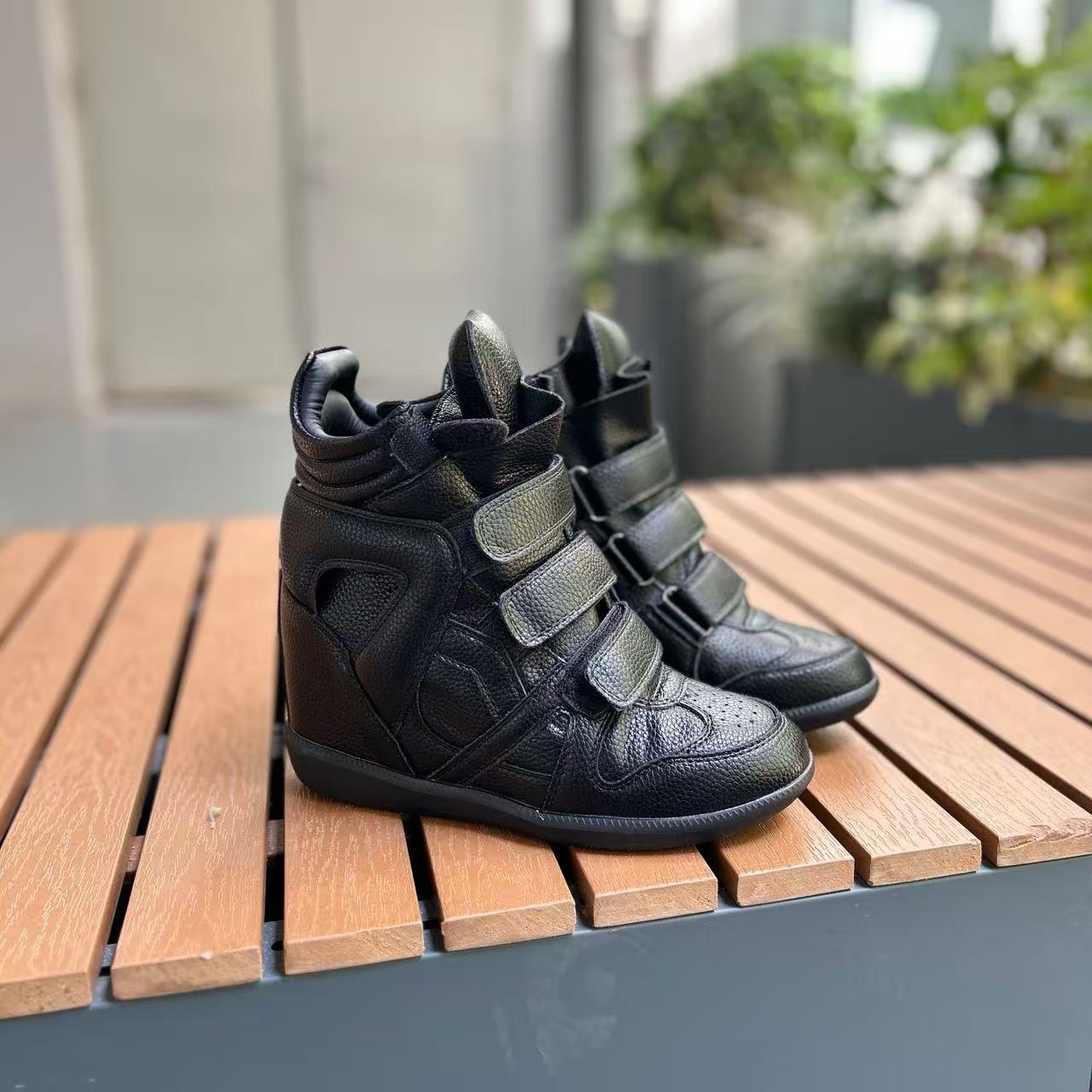 Leather shoes children show height 2026