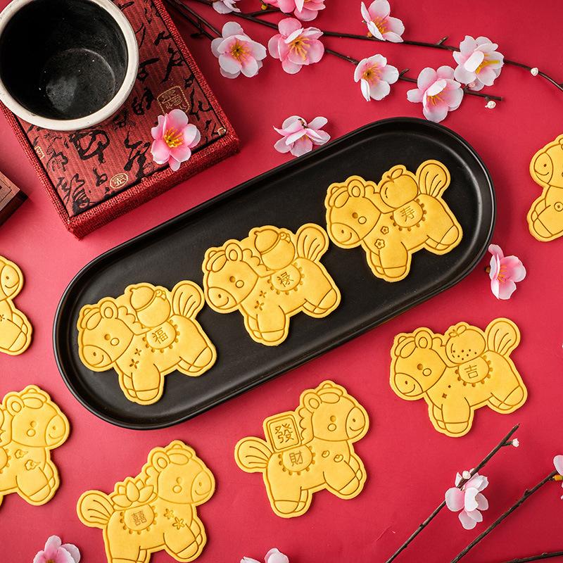 2026 Year Of The Horse Cookie Cutter Plastic Horse Mold For Fondant Biscuits Easy Release Design Diy Cookie Stamp Bakery Tools