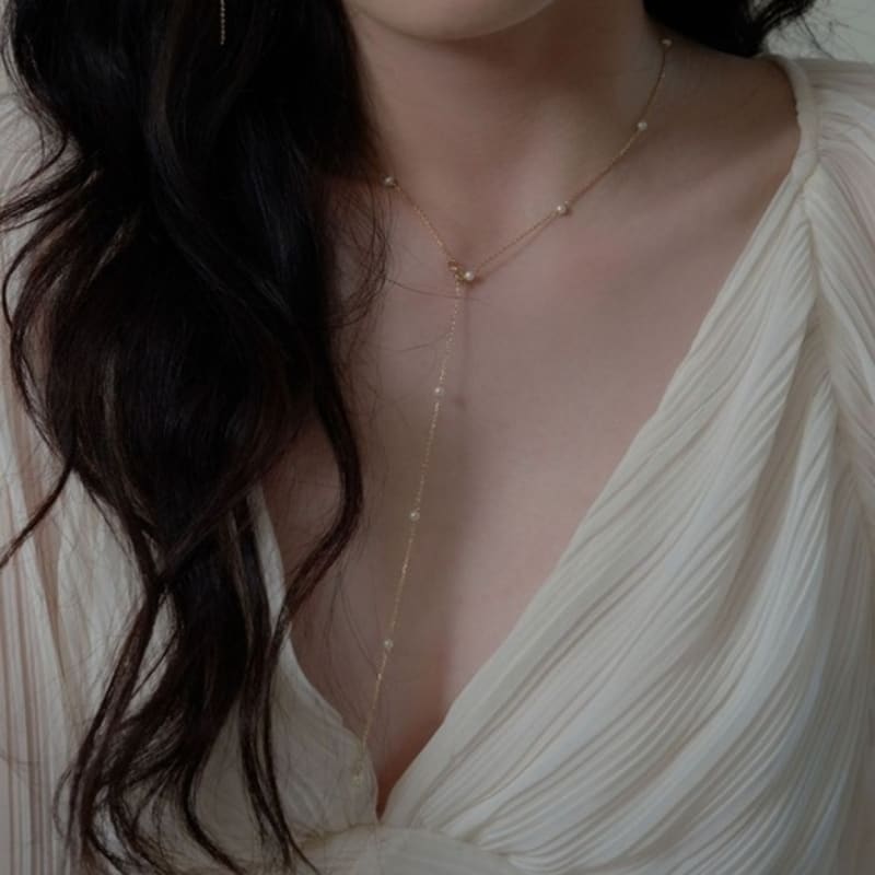 Dawn of Me Diana Pearl Chain Necklace