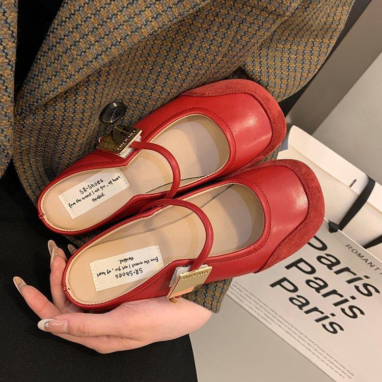 

Flat-bottomed French small fragrant wind bag head half slippers women s shoes wear 2025 new summer Mary Jane half tray sandals 35