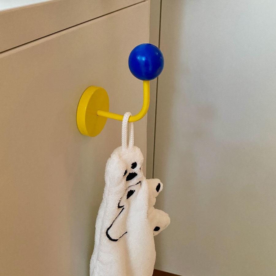 1PC Color Creative Magnetic Hook No Punch Magnetic Hook Kitchen Bathroom Door Refrigerator Strong Traceless Decoration